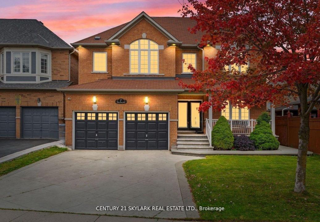 7 YELLOW AVENS BOULEVARD, Brampton, Ontario L6R 0K5, Canada