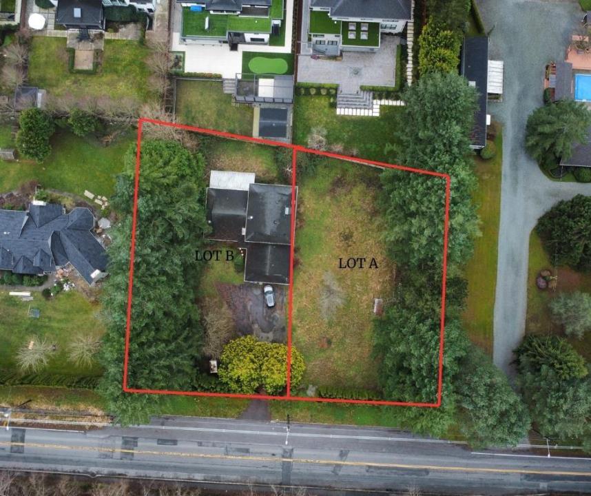 14338 32 AVENUE, Surrey, British Columbia V4P 2J5, Canada