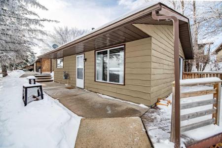 25054 SOUTH PINE LAKE ROAD, Rural Red Deer County, 阿爾伯塔 T0M 1R0, 加拿大