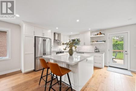 31 FOX RUN LANE, Bradford West Gwillimbury (bradford), Ontario L3Z 2J1, Kanada