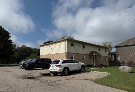 60 WILLOW STREET, Paris, Ontario N3L 2K6, Canada