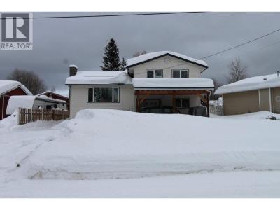 517 CENTENNIAL DRIVE, Mackenzie, Colombie-Britannique V0J 2C0, Canada