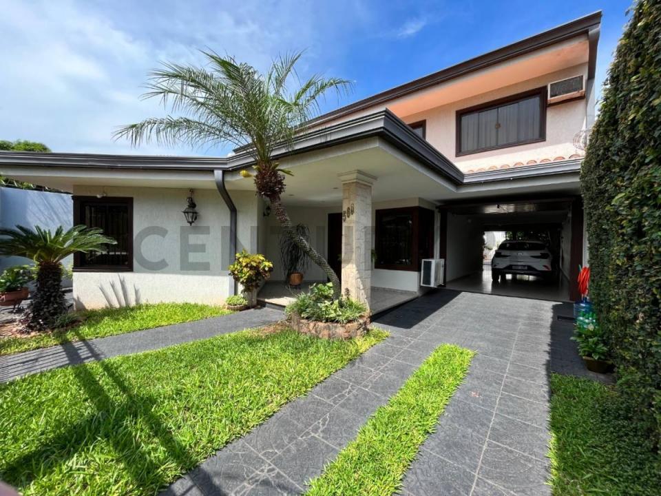 Aparipy casi Casbio Cantero 560, Nazareth, Asunción 00001, Paraguay