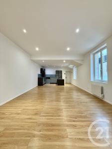 Moulins, Auvergne 03000, France