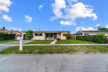 8065 W 14TH COURT, HIALEAH, Florida 33014, USA