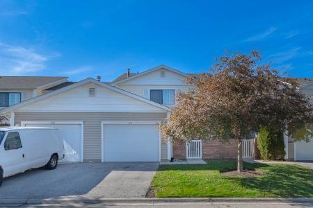 110 N Waterford Drive #21, Schaumburg, Illinois 60194, USA