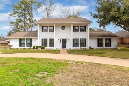 401 Crown Colony Drive, Lufkin, Texas 75901, USA