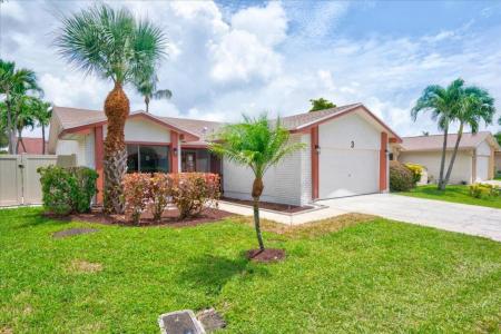 3 Fawlkland Circle, Boynton Beach, פלורידה 33426, ארצות הברית של אמריקה 