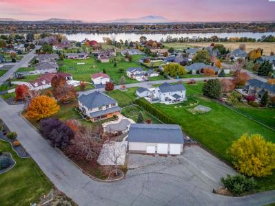 7515 Sandy Ridge Road, Pasco, Washington 99301, USA