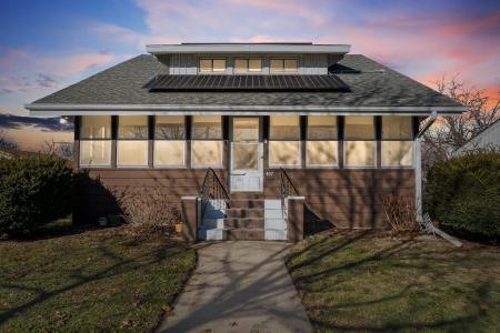 407 2nd Street, State Center, Iowa 50247, USA