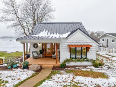 N8595 Sunset Beach Road, Beaver Dam, Wisconsin 53916, USA