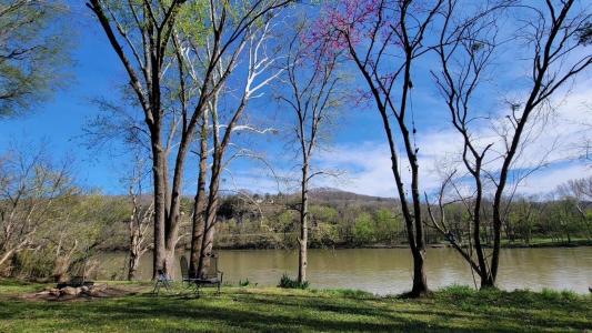 501 Hayden Heights Road, Mountain View, Arkansas 72560, USA