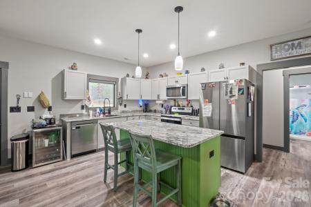 7124 Old Hickory Lane, Crouse, NC 28033, USA