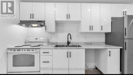 413 MAIN ST STREET SOUTH, South Huron (exeter), אונטריו N0M 1S2, קנדה 