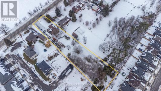 745190 OXFORD ROAD 17, Woodstock (woodstock - North), Ontario N4S 7W2, Canada