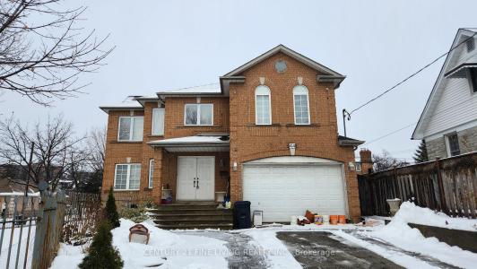 44 REUBEN AVENUE, Toronto, Онтарио M9M 1E5, Канада
