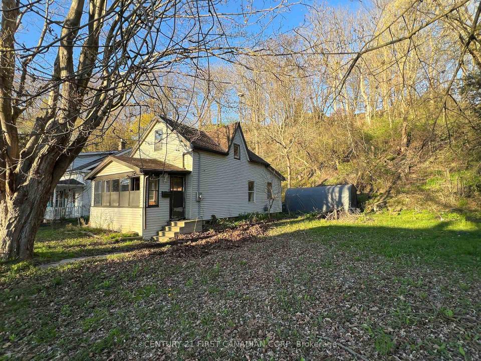 205 ORCHARD STREET, Central Elgin, Ontario N5L 1C4, Canada