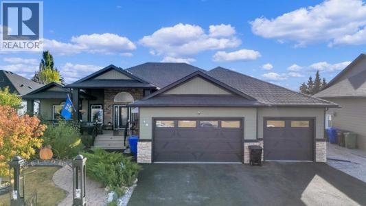 79 HARRISON GREEN, Olds, Alberta T4H 0E5, Canada