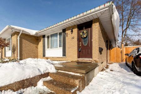 12 NOEL AVENUE, London East, Ontario N5V 1A9, Canada