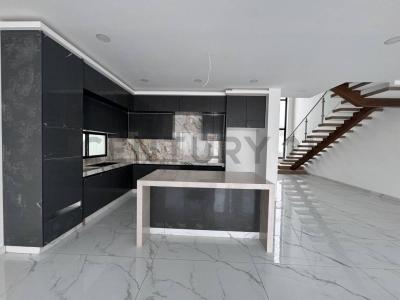 Urbanizacion El Condado, Guayaquil, Av. León Febres Cordero Ribadeneyra, E40 1, Guayaquil, Guayas 00001, Ecuador