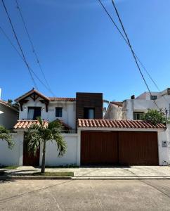 Barrio Las Palmas calle Quimone , Las Palmas, Santa Cruz 00001, بوليفيا