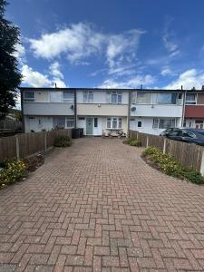 2, Wivenhoe Road, BARKING, Royaume-Uni