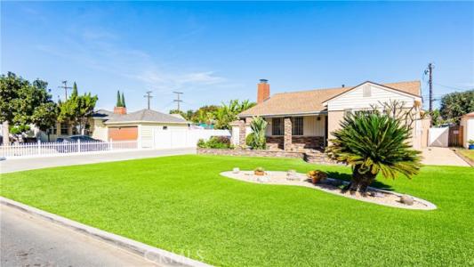 10817 Loch Lomond Dr, Whittier, California 90606, USA