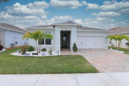 13435 SW Vermillion Circle, Port St Lucie, Florida 34987, USA