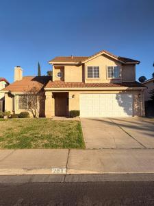 209 Fairwood Drive, Oakdale, California 95361, USA