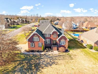 879 Iron Wood Cir, Clarksville, Tennessee 37043, États-Unis