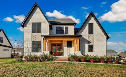 867 Shady Bluff Trl, Clarksville, Tennessee 37043, USA