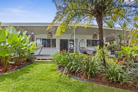 33 Drummer Street, Tin Can Bay, QLD 4580, Australia