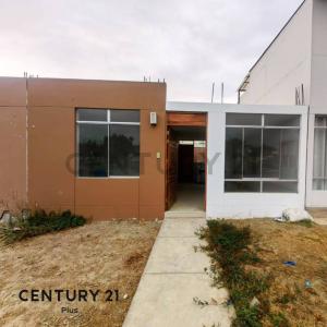 Urb. Los Huarangos , Ica, Ica 00001, Peru