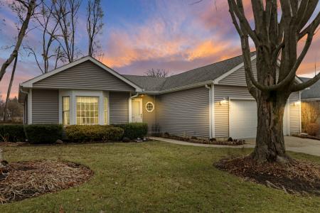 1608 N Leonard Avenue, Mchenry, Illinois 60050, USA