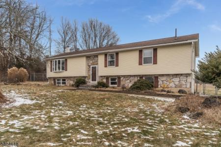 11 Cemetery Rd, Blairstown, NJ 07825, USA