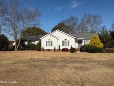 4052  Hugo Road, Grifton, NC 28530, USA