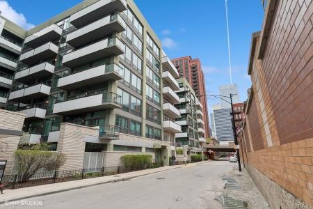 660 W Wayman Street , 501, Chicago, Illinois 60661, USA