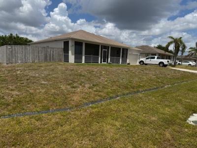 4582 SW Floral Street, Port St Lucie, Florida 34953, USA