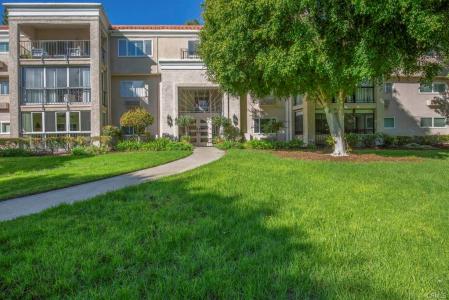 5499-2D Paseo del Lago, Laguna Woods, California 92637, USA