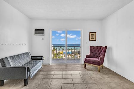 200 S Birch Rd , 1015, Fort Lauderdale, Florida 33316, USA