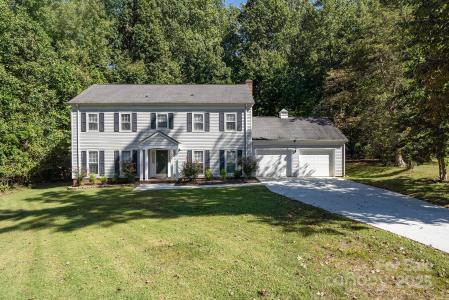 7048 Cheyenne Drive, Charlotte, NC 28262, USA