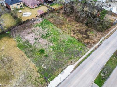 8226 tidwell, Houston, Texas 77028