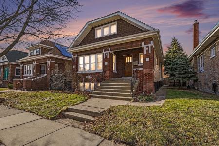 2112 East Avenue, Berwyn, إلينوي 60402, الولايات المتحدة
