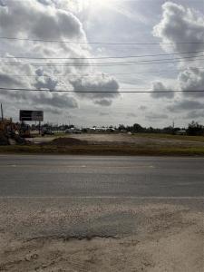 Gerstner Memorial Drive, Lake Charles, Louisiana 70601, USA