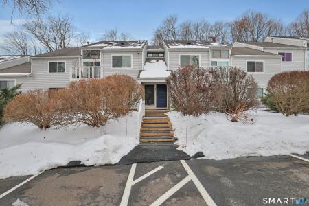 7 Brookwood Drive #APT F, Rocky Hill, Connecticut 06067, Estados Unidos