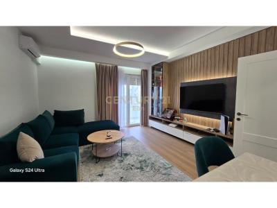 Shkëmbi I Kavajës, Durrës, Albania