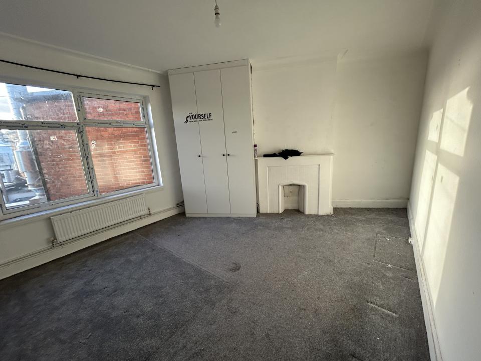 3, Beehive Lane, ILFORD, المملكة المتحدة