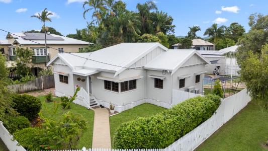 16 Hopkins Street, Currajong, QLD 4812, Australia