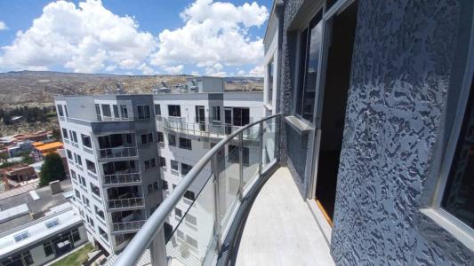 Calle 23 de Marzo Condominio Jardines de Mallasilla 12, Mallasilla, La Paz 00001, Bolivia