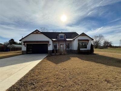 816 W Brewer, McAlester, Oklahoma 74501, USA